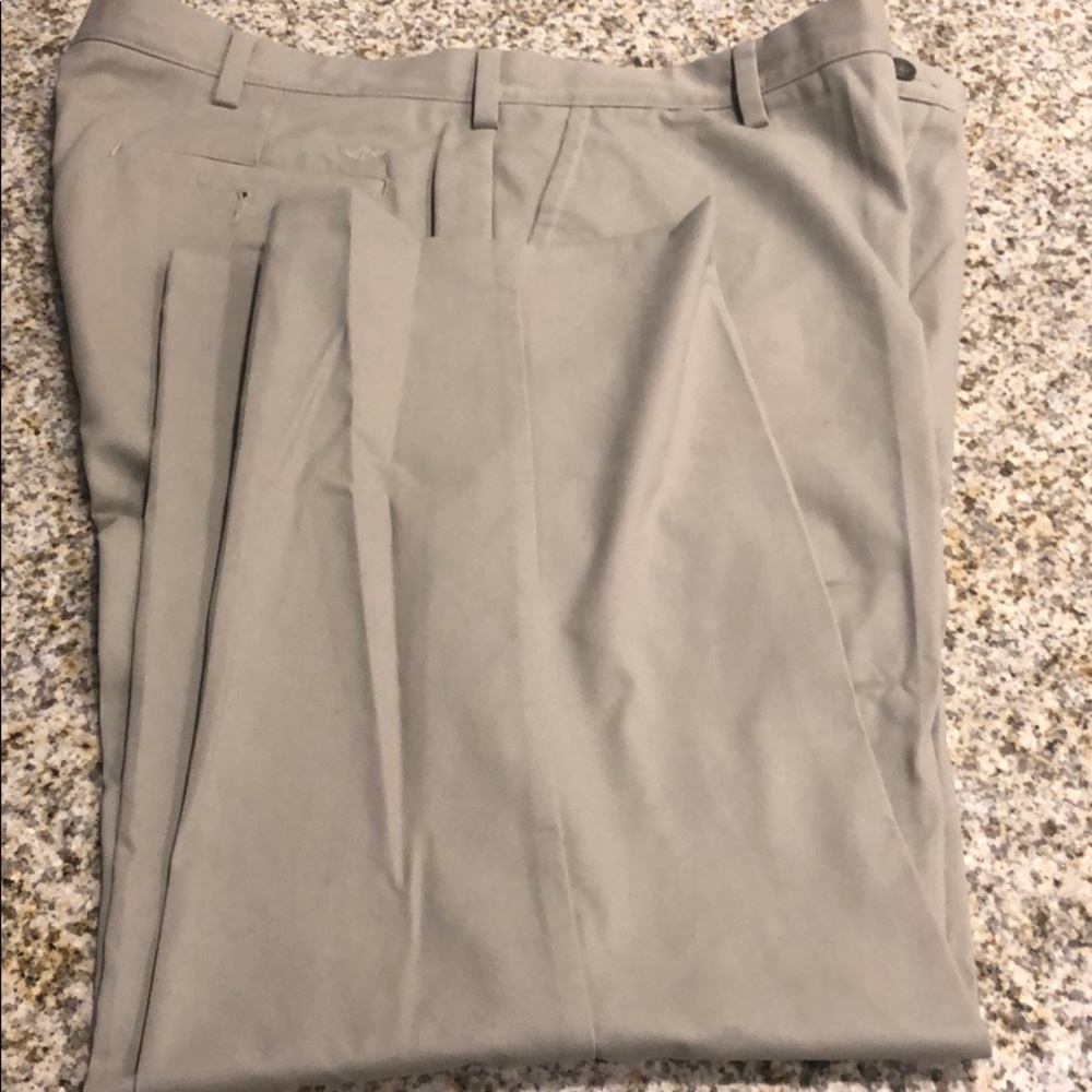 Used men’s Dockers